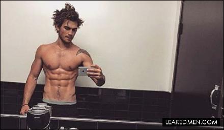 KJ-Apa-ripped-muscles-LCUQUP (696x404, 27 k...)